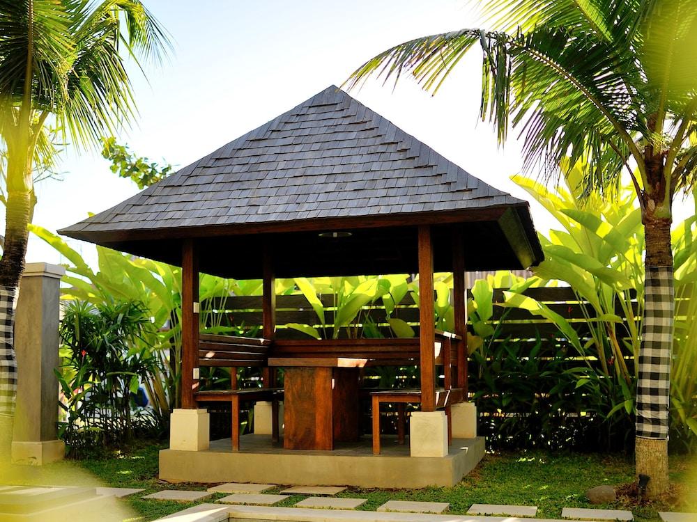Ganga Hotel & Apartment Denpasar Exterior foto