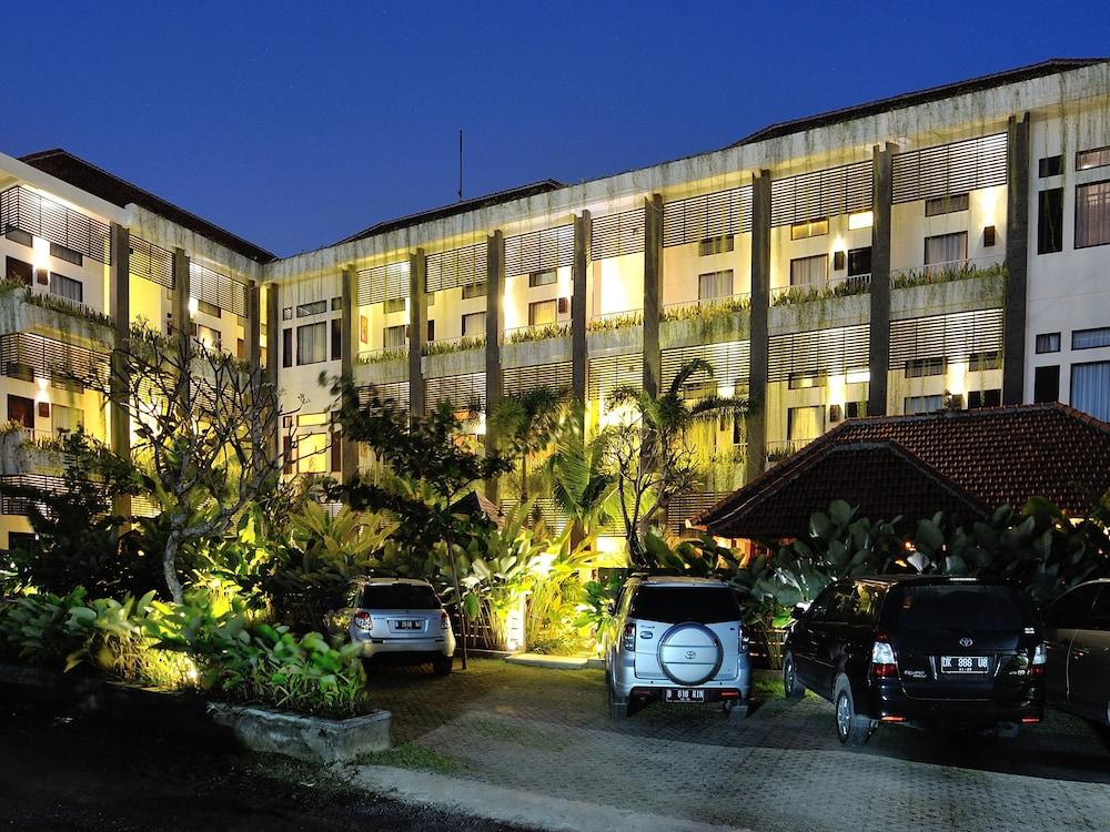 Ganga Hotel & Apartment Denpasar Exterior foto