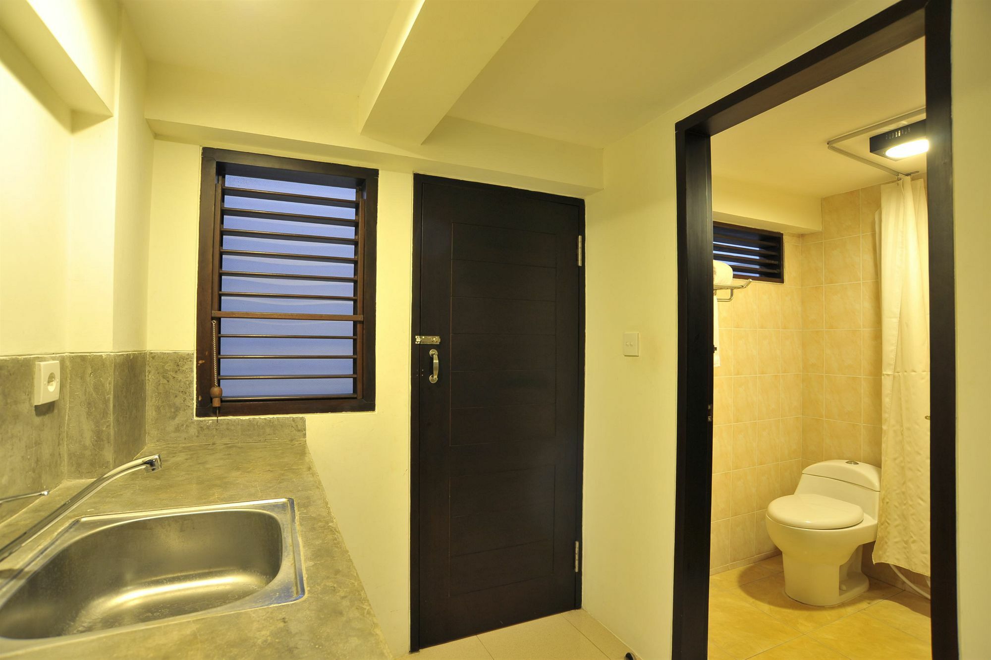 Ganga Hotel & Apartment Denpasar Exterior foto