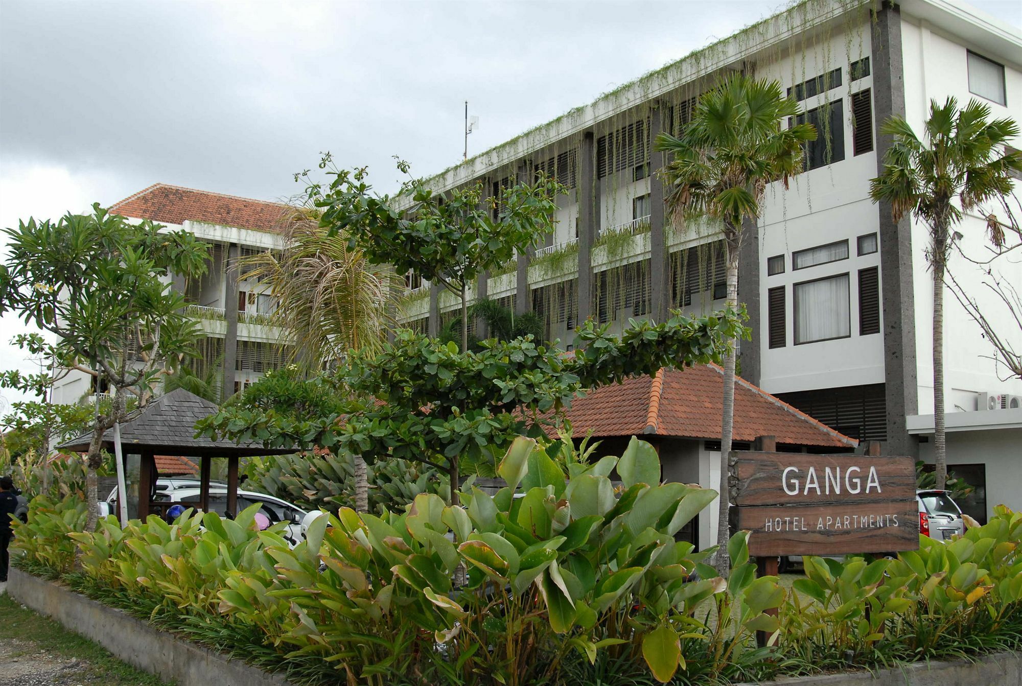 Ganga Hotel & Apartment Denpasar Exterior foto